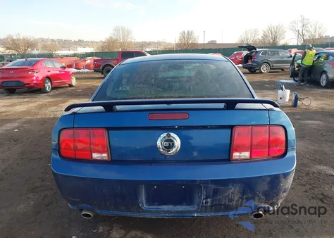 2007 Ford Mustang Gt Deluxe/Gt Premium z USA, uszkodzony, nr VIN 1ZVHT82H175322488